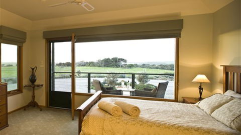 Lonsdale Views - New South Wales Tourism  3