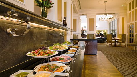Vibe Savoy Hotel Melbourne - New South Wales Tourism  4