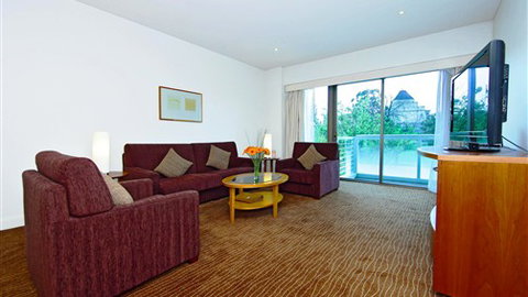 Seasons Botanic Gardens - New South Wales Tourism  3