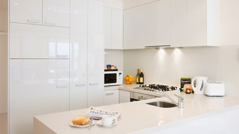 Melbourne Short Stay Apartments - On Whiteman - New South Wales Tourism  2