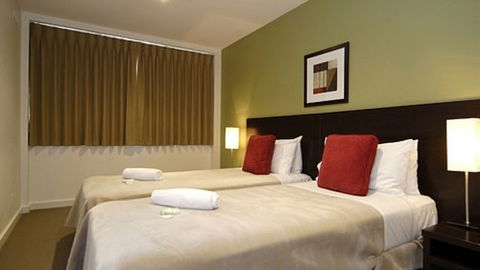 Dolphin Apartments - New South Wales Tourism  1