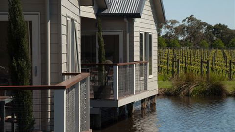 Lakeside Villas At Crittenden Estate - New South Wales Tourism  1