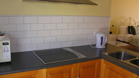 Clifftop Accommodation Portland Victoria - New South Wales Tourism  6