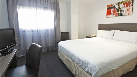 Hotel Causeway - New South Wales Tourism  2