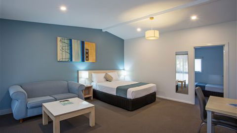 Comfort Resort Kaloha Phillip Island - New South Wales Tourism  0