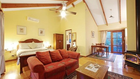 Glenview Retreat Luxury Accommodation - New South Wales Tourism  3