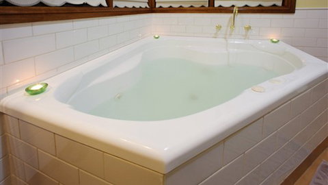 Glenview Retreat Luxury Accommodation - New South Wales Tourism  4