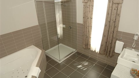 Seymours On Lydiard - New South Wales Tourism  2