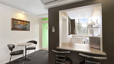 Best Western Melbourne's Princes Park Motor Inn - New South Wales Tourism  5