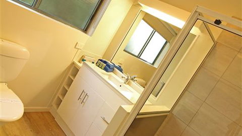 Coastal Motel - New South Wales Tourism  2