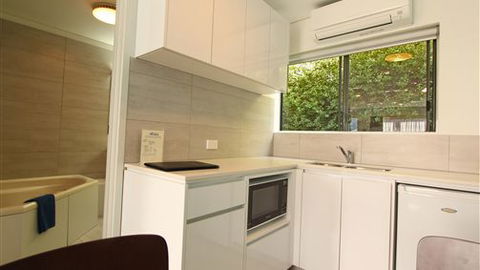 Coastal Motel - New South Wales Tourism  3