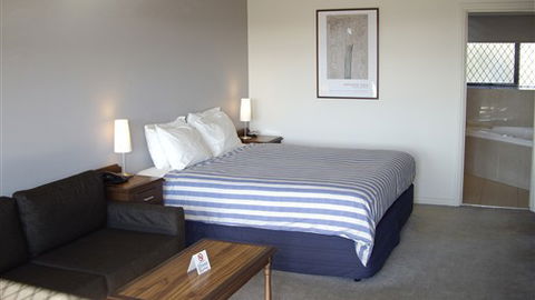 Best Western The Tudor Box Hill - New South Wales Tourism  2