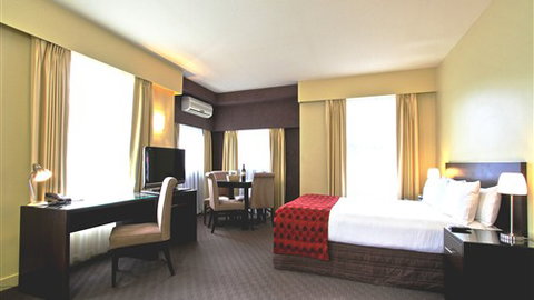 Comfort Inn & Suites City Views - New South Wales Tourism  1