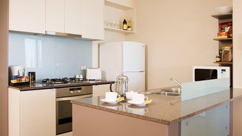 Melbourne Short Stay Apartments - Southbank Central - New South Wales Tourism  2