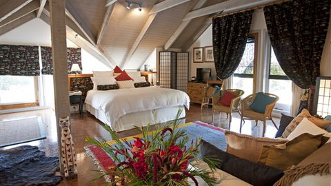 Mt Bellevue - New South Wales Tourism  0