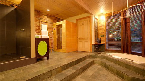 Linden Gardens Rainforest Retreat - New South Wales Tourism  6
