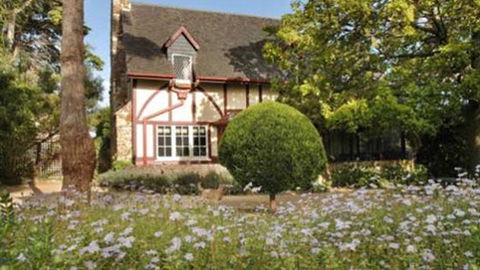 Briarswood Cottage Bed And Breakfast - New South Wales Tourism  0