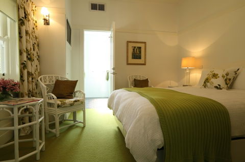 Holmwood Guest House - New South Wales Tourism  1