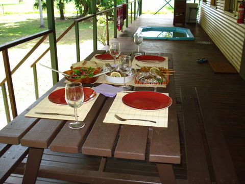 Berry Creek Bush Retreat - New South Wales Tourism  1