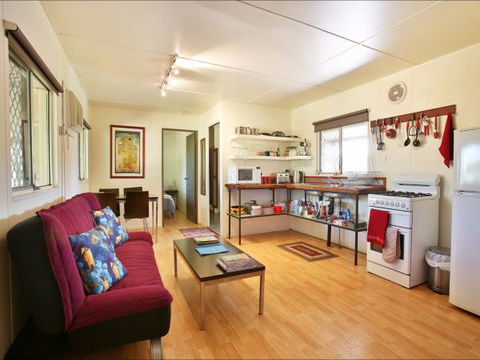 Berry Creek Bush Retreat - New South Wales Tourism  4