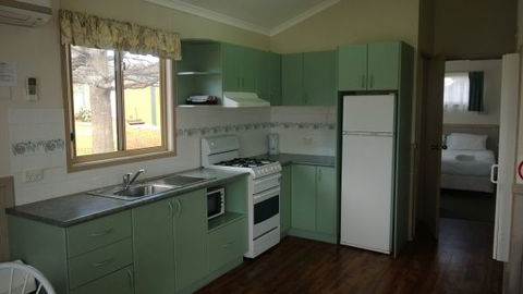 Canberra Carotel Motel - New South Wales Tourism  3