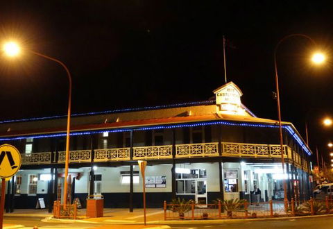 Castlereagh Hotel - New South Wales Tourism  1