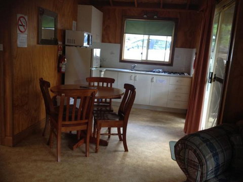 Canobolas Mountain Cabins - New South Wales Tourism  3