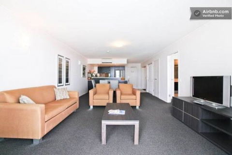 Central Ballina Executive Apartment - New South Wales Tourism  1