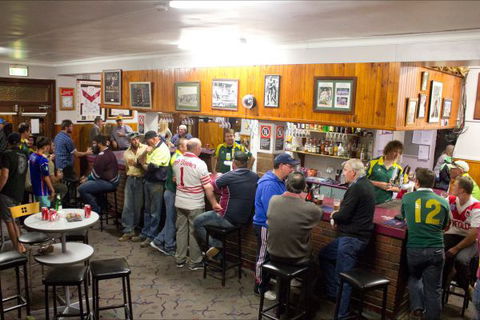 Courthouse Hotel Boorowa - New South Wales Tourism  2