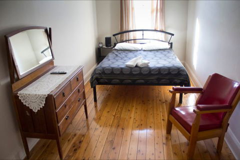 Courthouse Hotel Boorowa - New South Wales Tourism  4