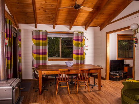 Daisy's Cottage - New South Wales Tourism  2