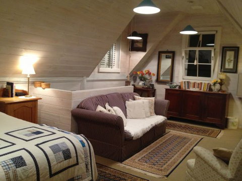 Devon Cottage Bowral - New South Wales Tourism  2