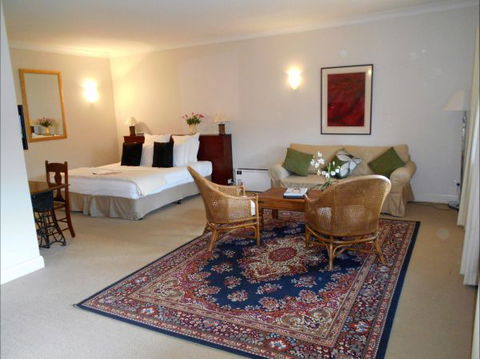 Fitzroy Inn Historic Retreat - New South Wales Tourism  5