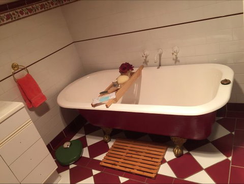 Hillside Cottage - New South Wales Tourism  8