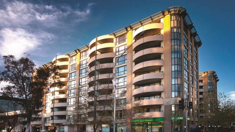 Medina Serviced Apartments Canberra James Court - New South Wales Tourism  0