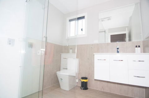 Laguna Lodge Holiday Units - New South Wales Tourism  7