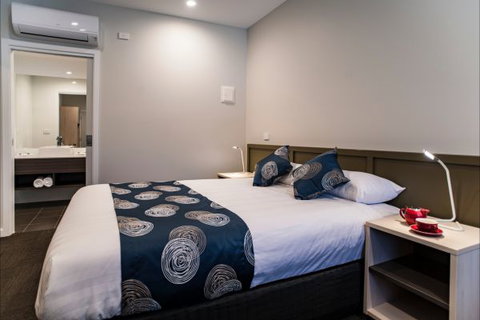 Leumeah Lodge - New South Wales Tourism  3