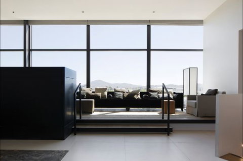 Little National Hotel - New South Wales Tourism  9