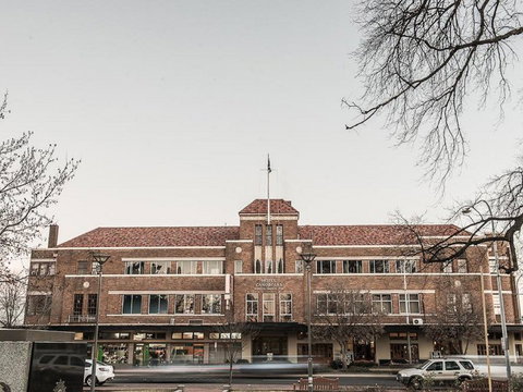 Hotel Canobolas - New South Wales Tourism  0