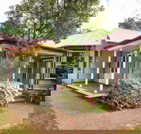 Federation Gardens And Possums Hideaway - New South Wales Tourism 