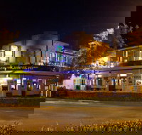 Courthouse Hotel Boorowa - New South Wales Tourism 