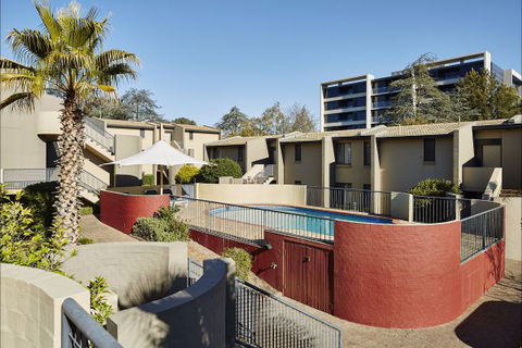 Manuka Park Apartments - New South Wales Tourism  1