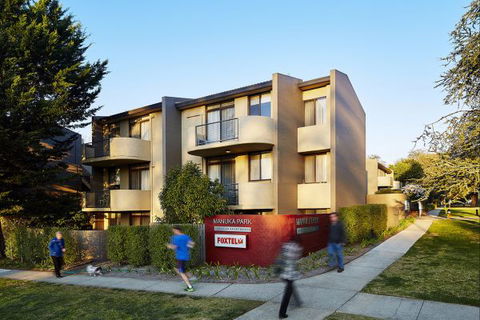 Manuka Park Apartments - New South Wales Tourism  5