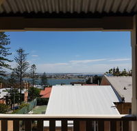 Newcastle Terraces and Apartments - Harbourside Apartment - New South Wales Tourism 