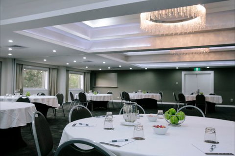 Pavilion On Northbourne - New South Wales Tourism  6