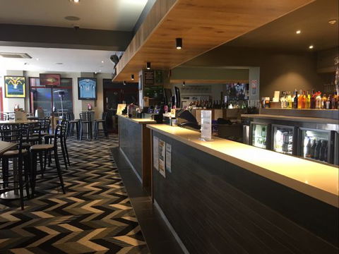 Swansea Hotel - New South Wales Tourism  9