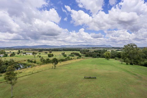 Vineyard Hill Resort - New South Wales Tourism  2