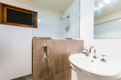 Alpine Edge Accommodation - New South Wales Tourism  3
