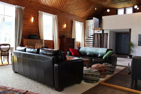 Chapel Lane Hall - New South Wales Tourism  3