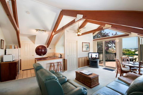 Gateway To The Great Ocean Road B&B - New South Wales Tourism  0
